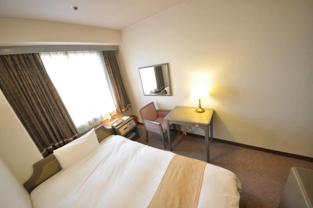 Loisir Hotel Yokkaichi Exterior photo